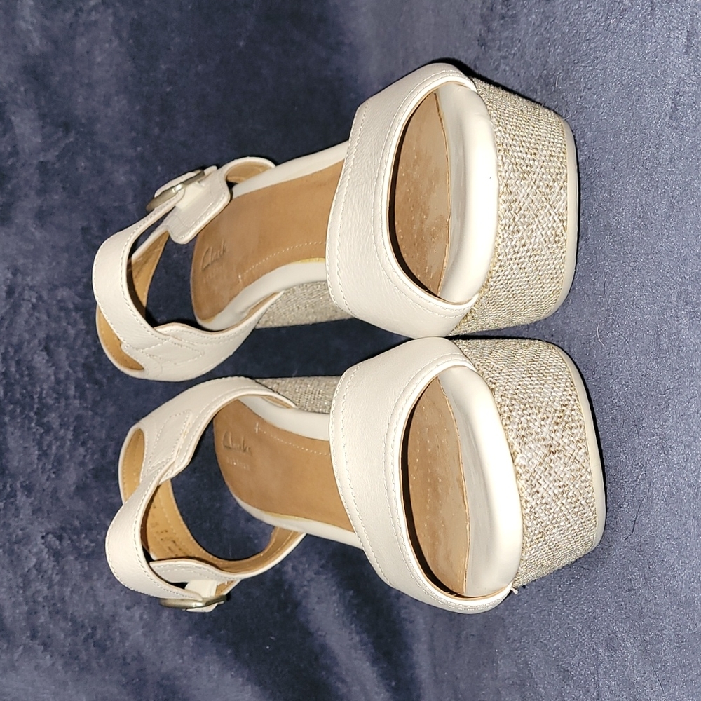 NWOT Clarks Artisan Nadene Lola Leather 4" Wedge Dress Sandals (White)